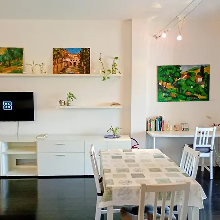 Inparma Ovest Appartement