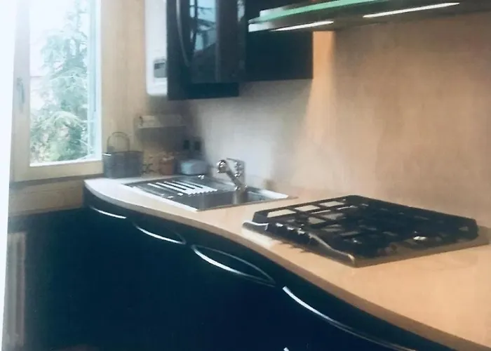 アパート Inparma Ovest